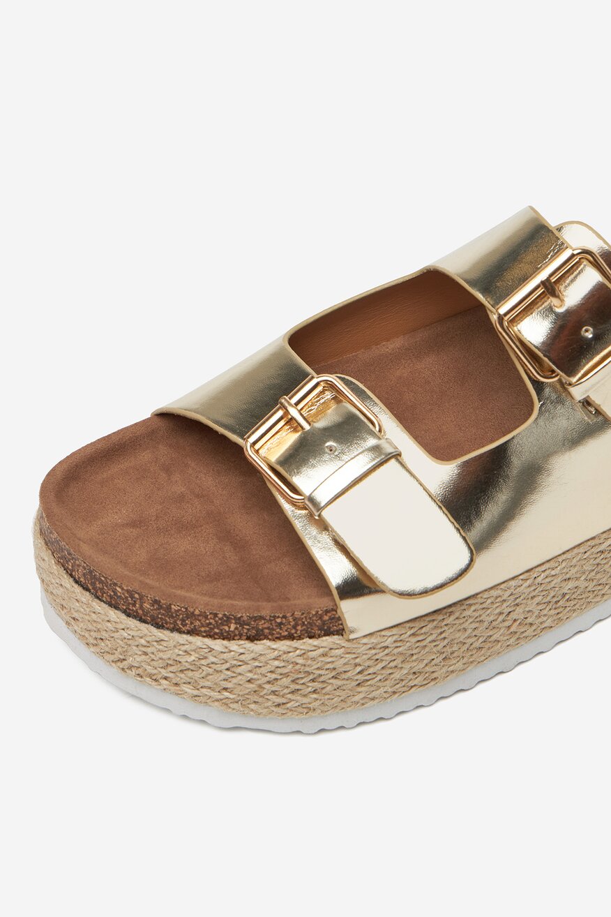 
                DeeZee - Klapki - 5904862403816