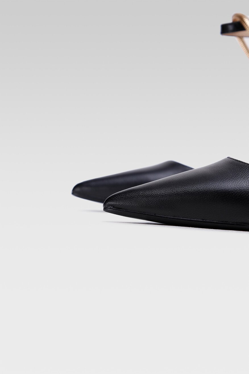 
                Pantofi cu toc Gino Rossi NEGRU - 5903698960180