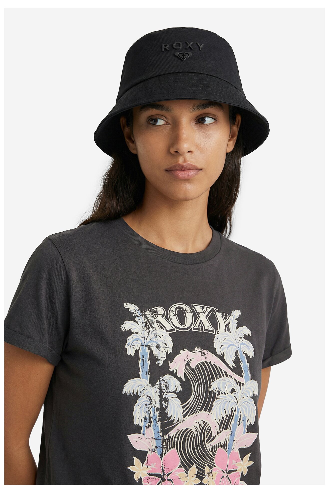 Дамска шапка ROXY RX-W3-003-SS25 ЧЕРЕН