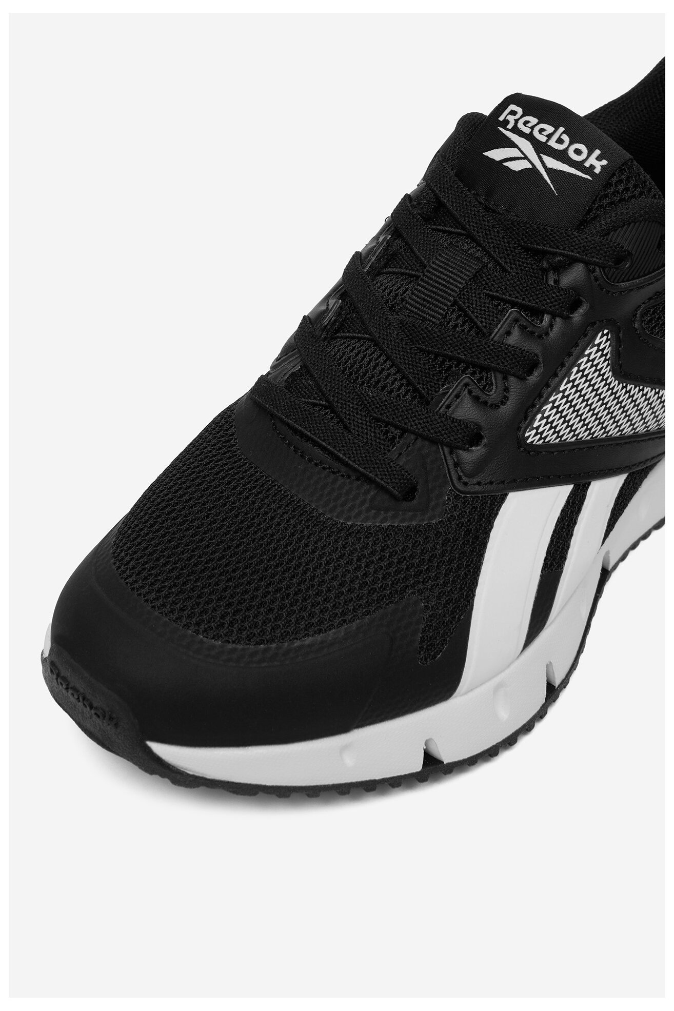 Спортни обувки Reebok CEO-ZIG VECTOR AR30153YBH ЧЕРЕН