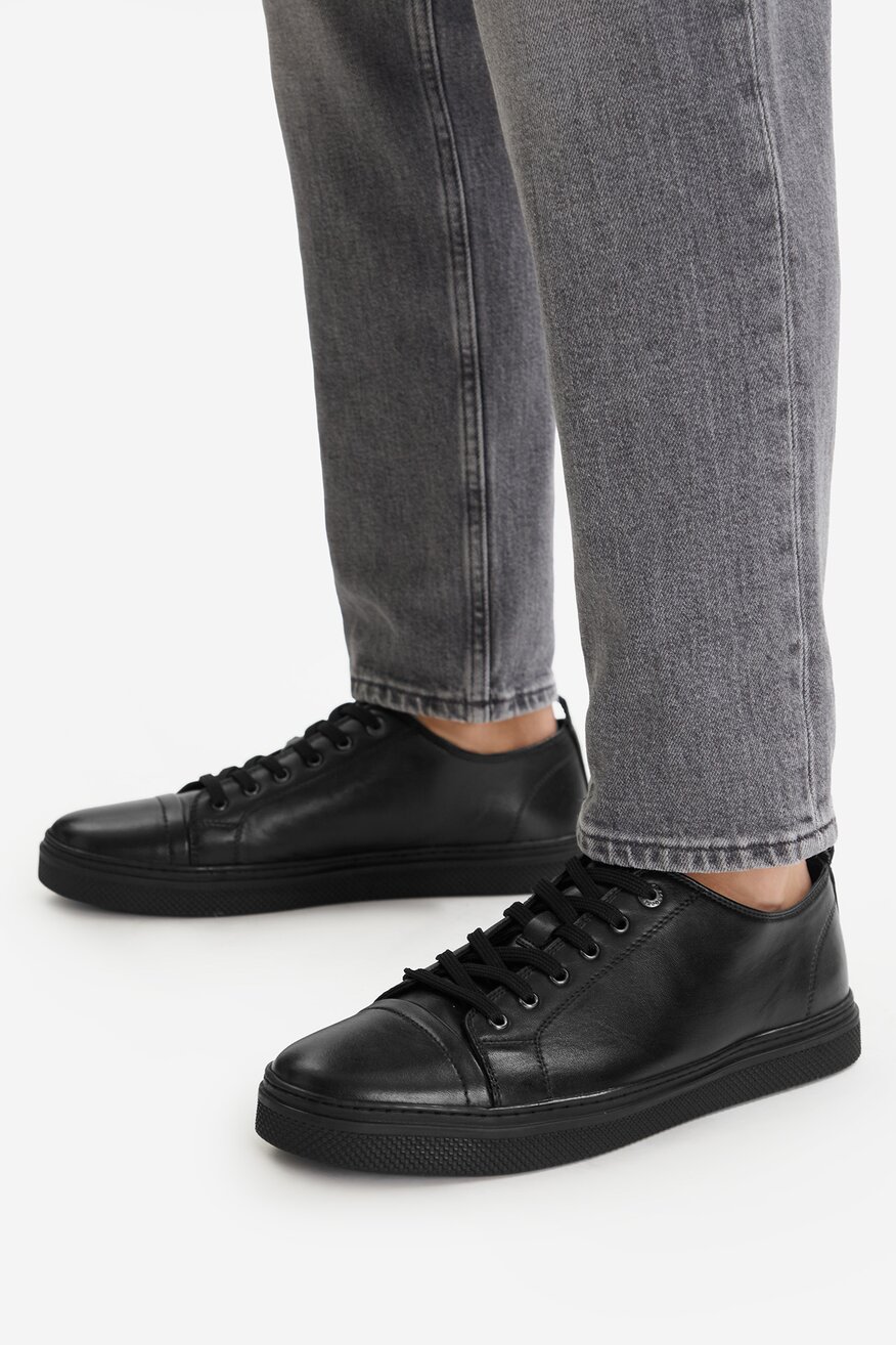 
                Patike Lasocki CRNA - 5906751599587