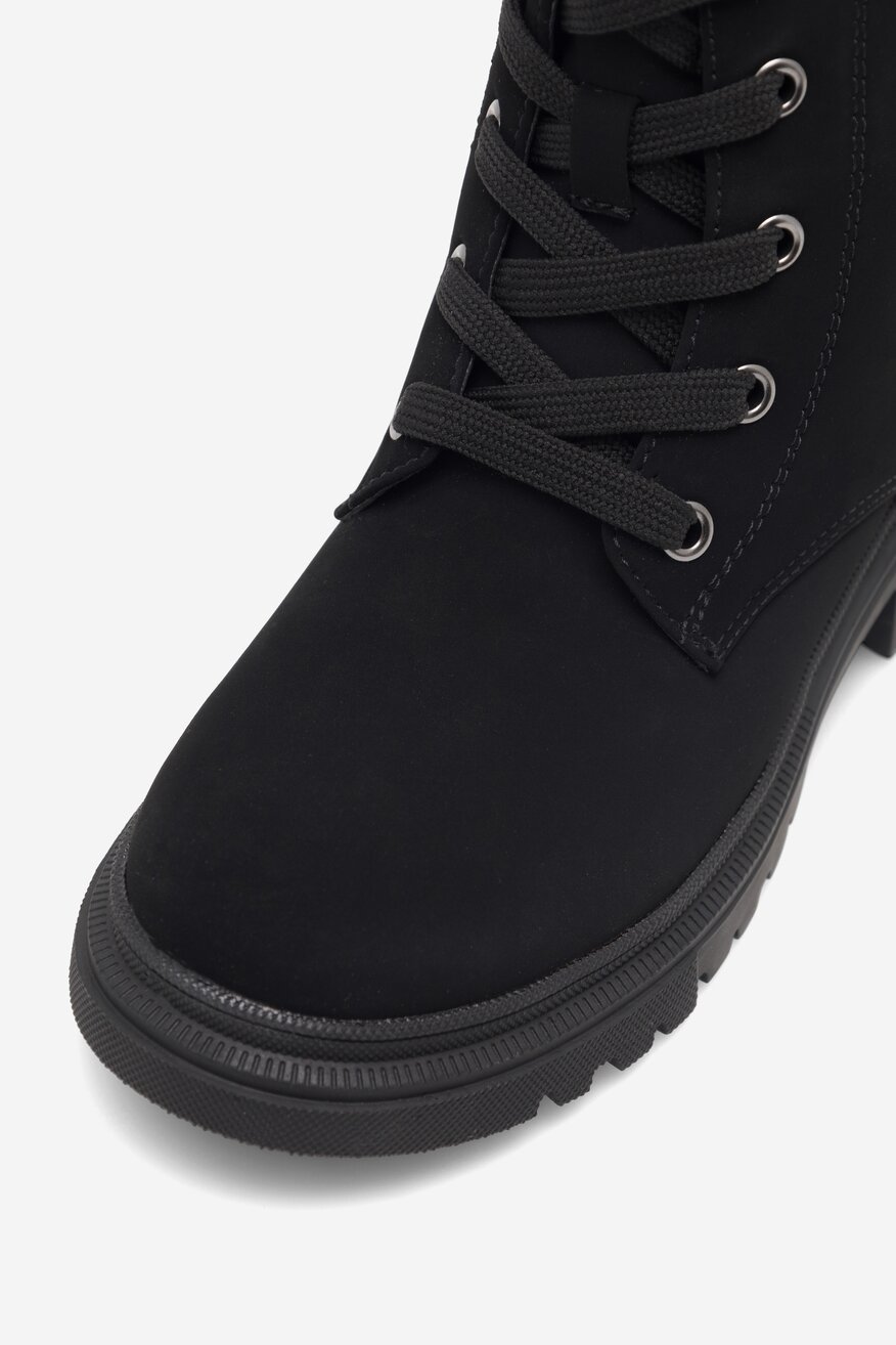 
                Черевики DeeZee ЧОРНИЙ - 5905588059943