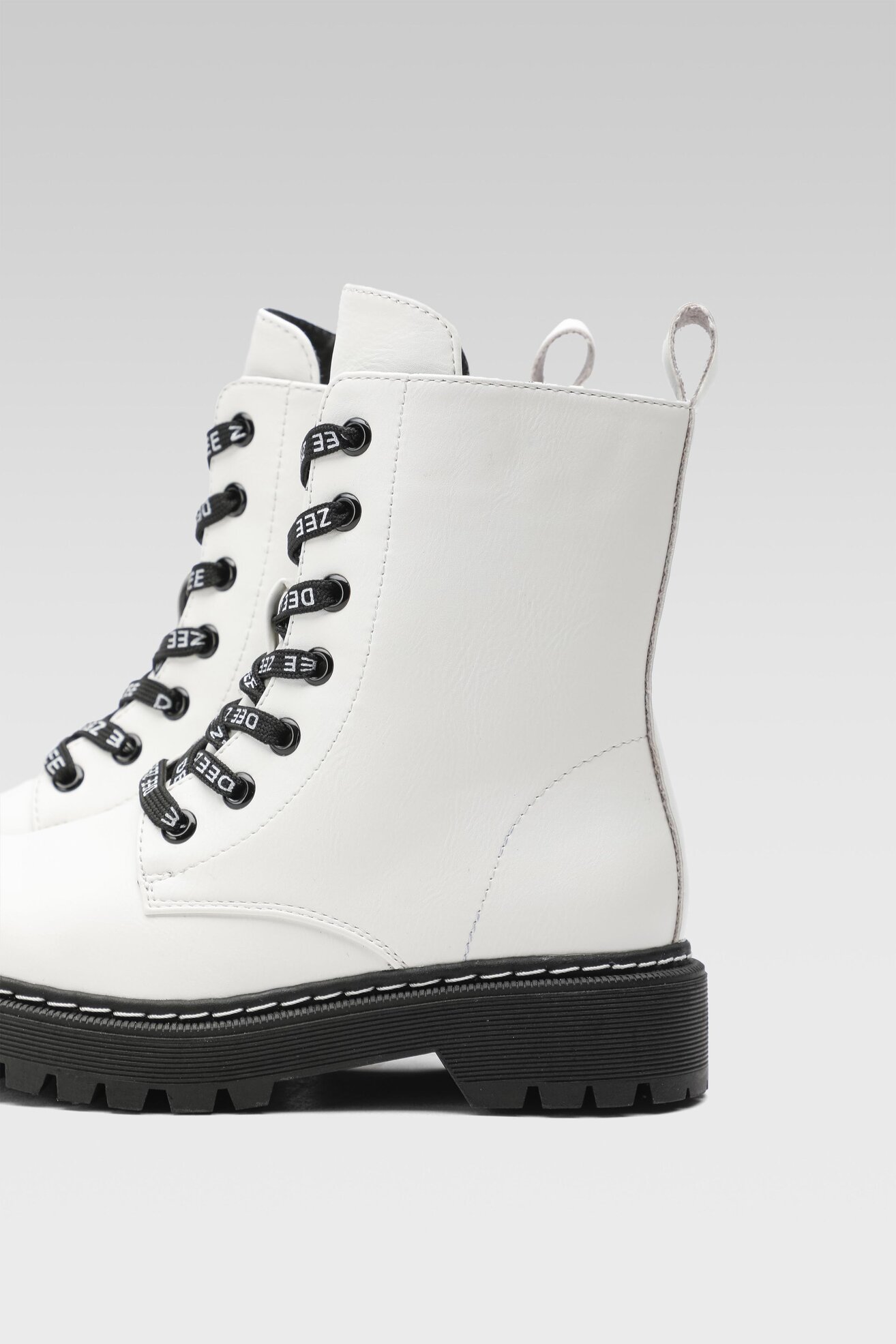 Trzewiki DeeZee CS5587-16 Biały