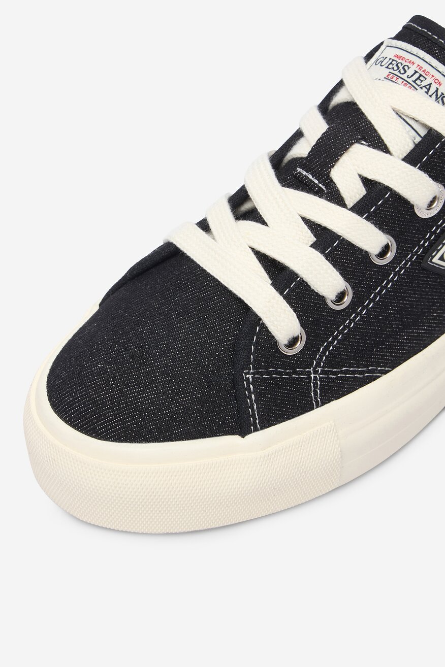 
                        Trampki GUESS JEANS CWBEO-GJ202505162 Czarny - 5907964077725