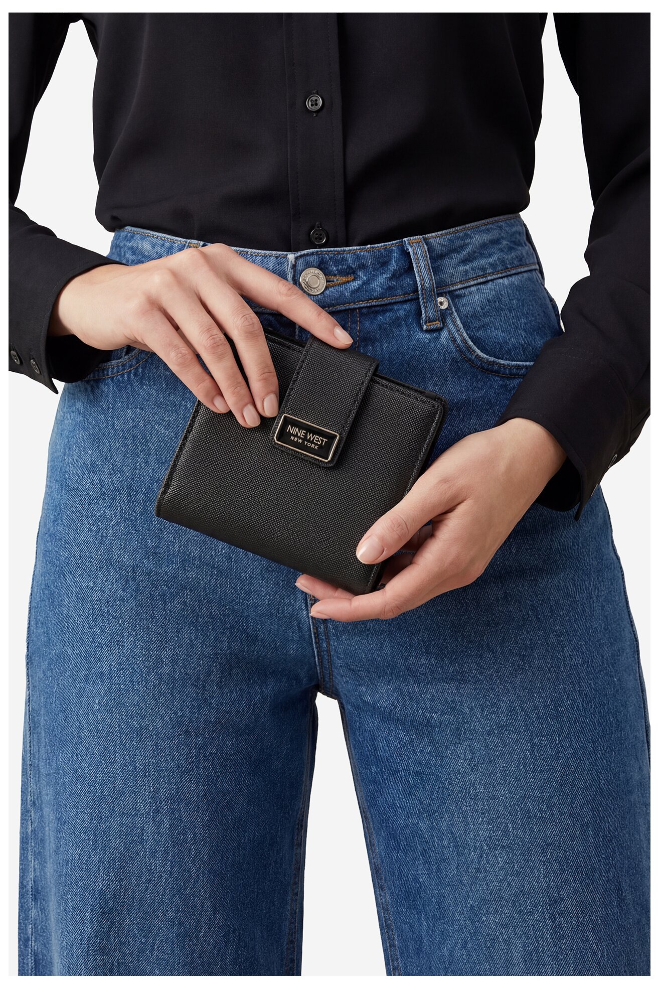 Дамски портфейл NINE WEST CEO-NW-W1-008-SS26 ЧЕРЕН