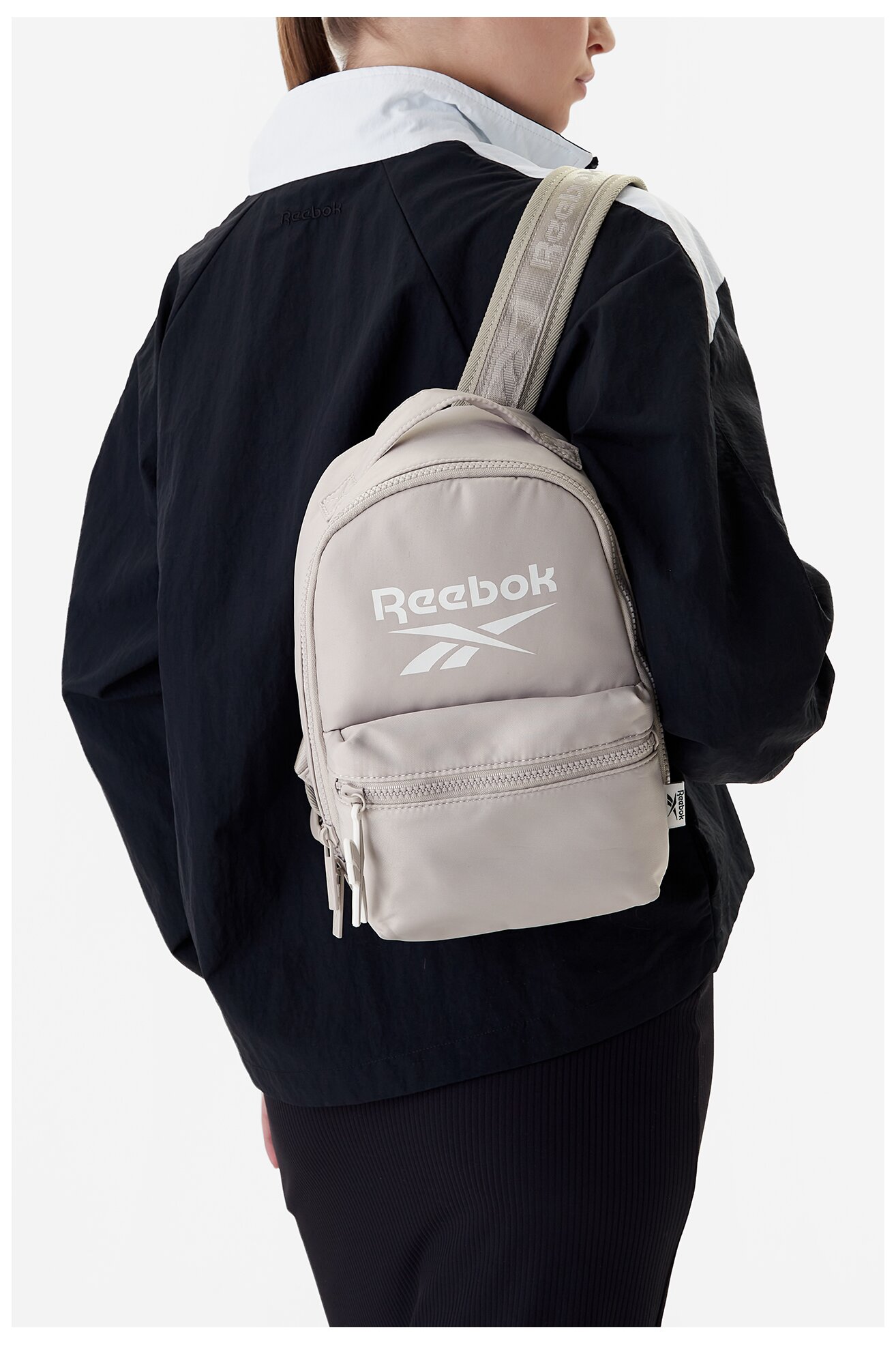 Hátizsák Reebok CWBEO-RBK-046-CCC-05 SZÜRKE