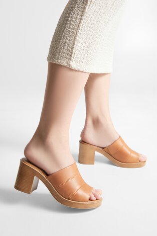 Шльопанець Lasocki RST-KSENIA-01 ВЕРБЛЮЖИЙ