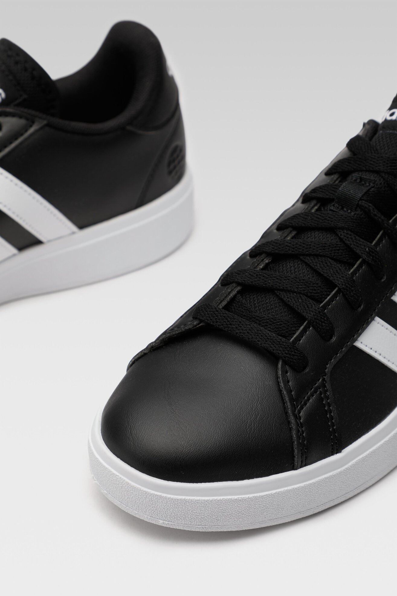 Obuwie sportowe adidas GRAND COURT BASE 2.0 GW9251 Czarny