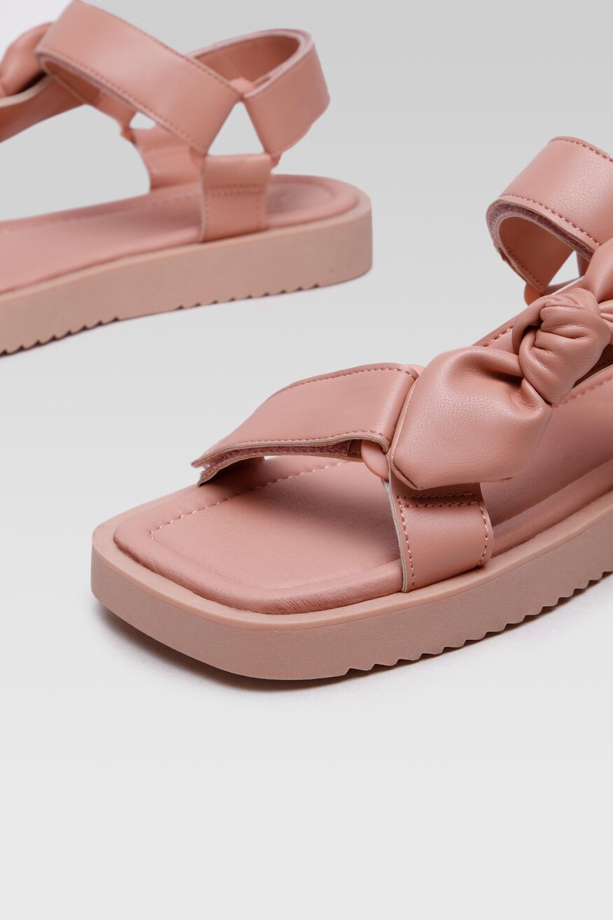 
                Jenny Fairy - Sandały ozdobione kokardami - 5904248712525