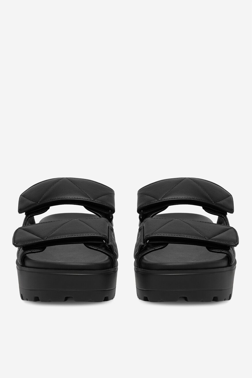 
                DeeZee - Klapki - 5906751779118