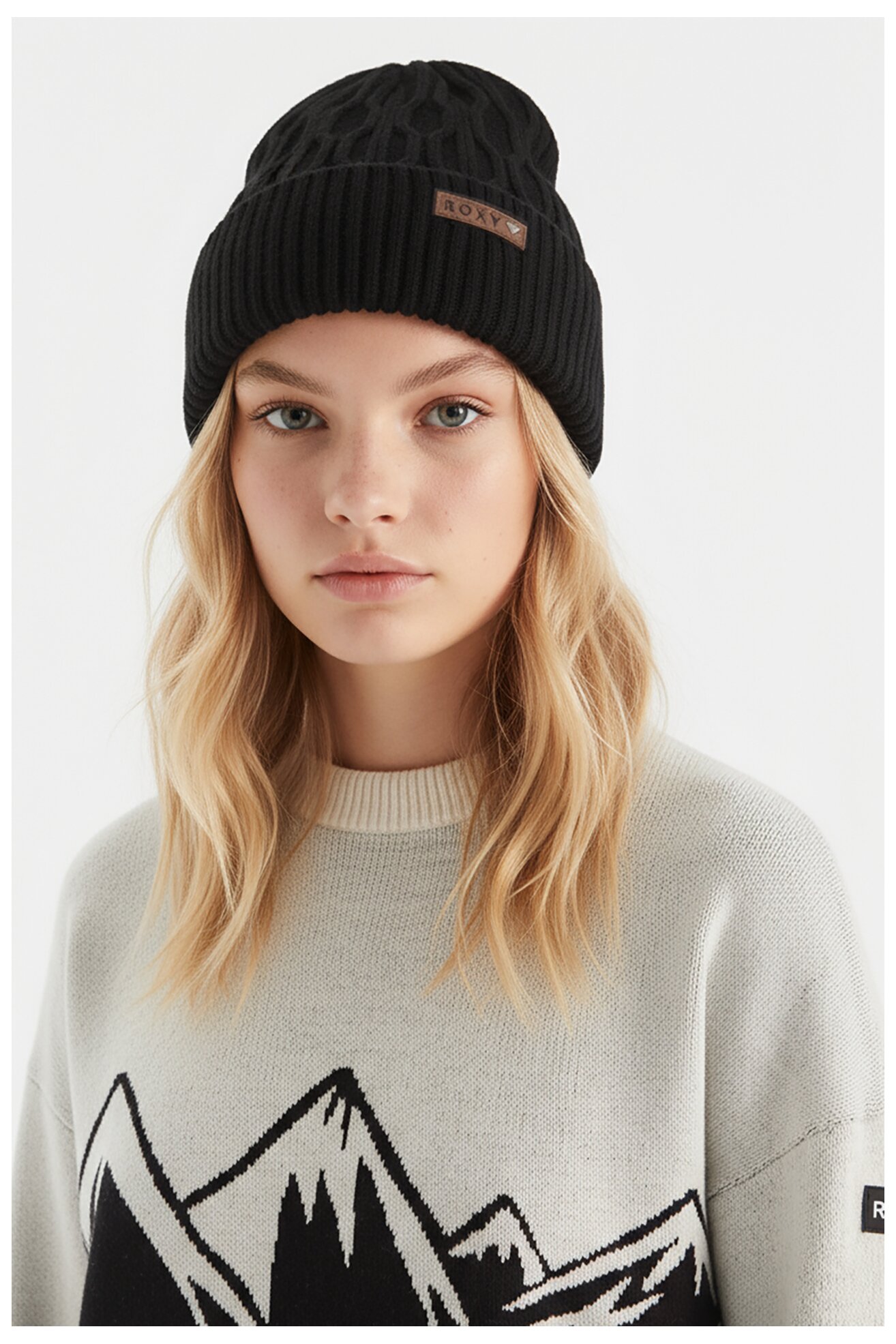 Ženska kapa ROXY CEO-RX-W3-002-AW25 CRNA