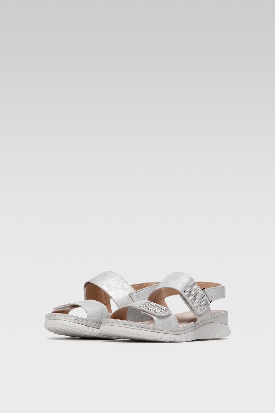 
                Clara Barson - Sandały z aplikacją srebrne - 5904248668846