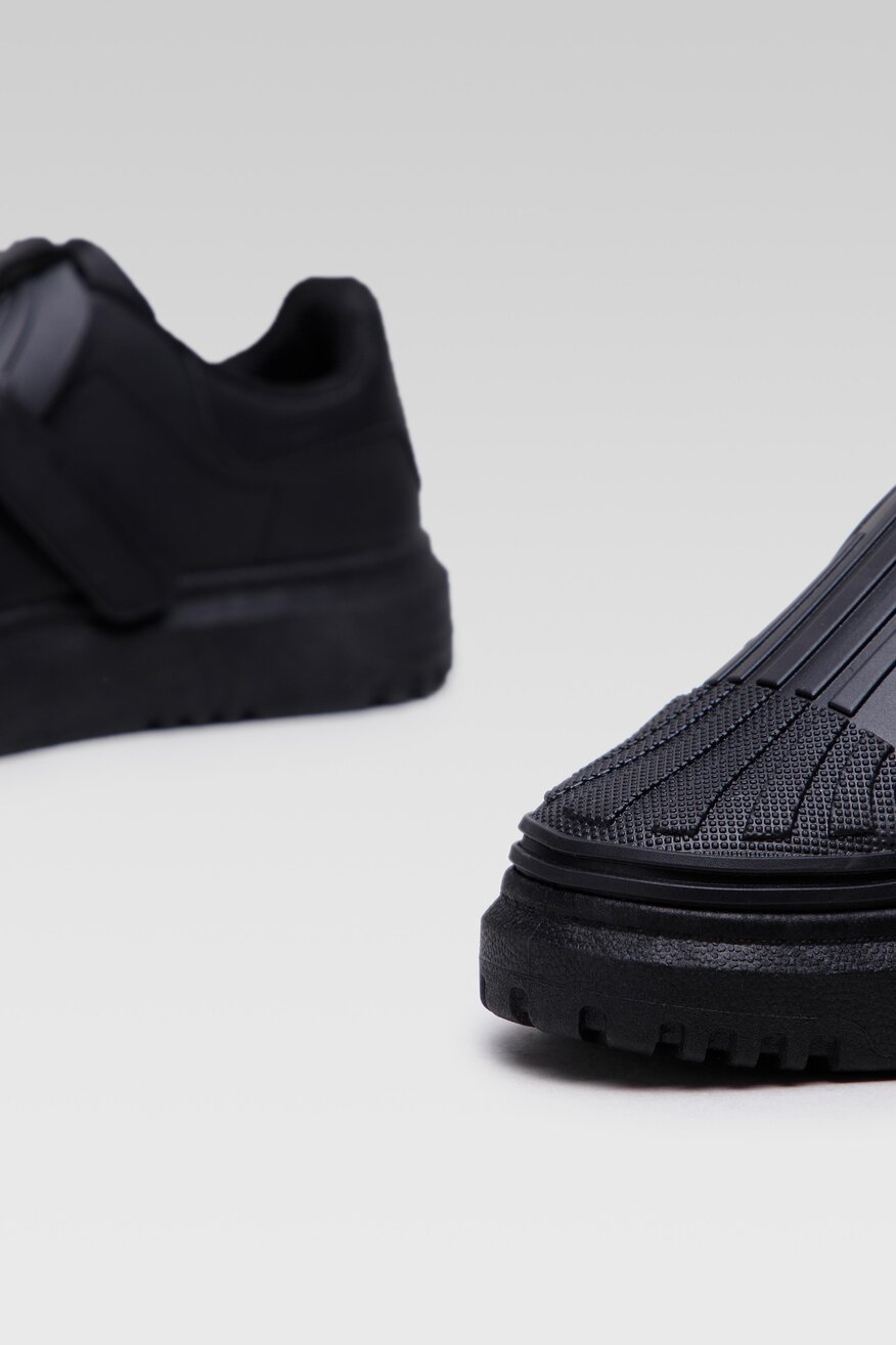 
                Tornacipő Jenny Fairy FEKETE - 5904248333713