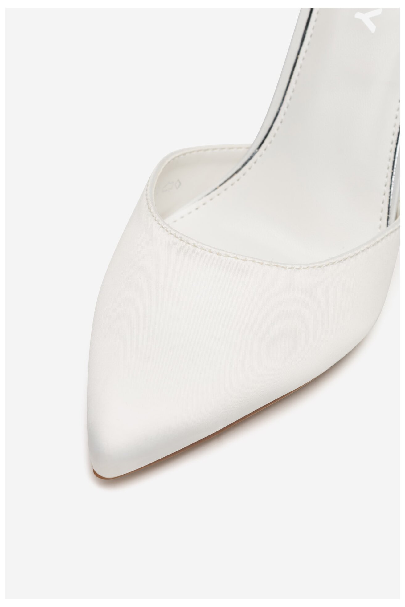 Czółenka Jenny LH230312-5A Biały