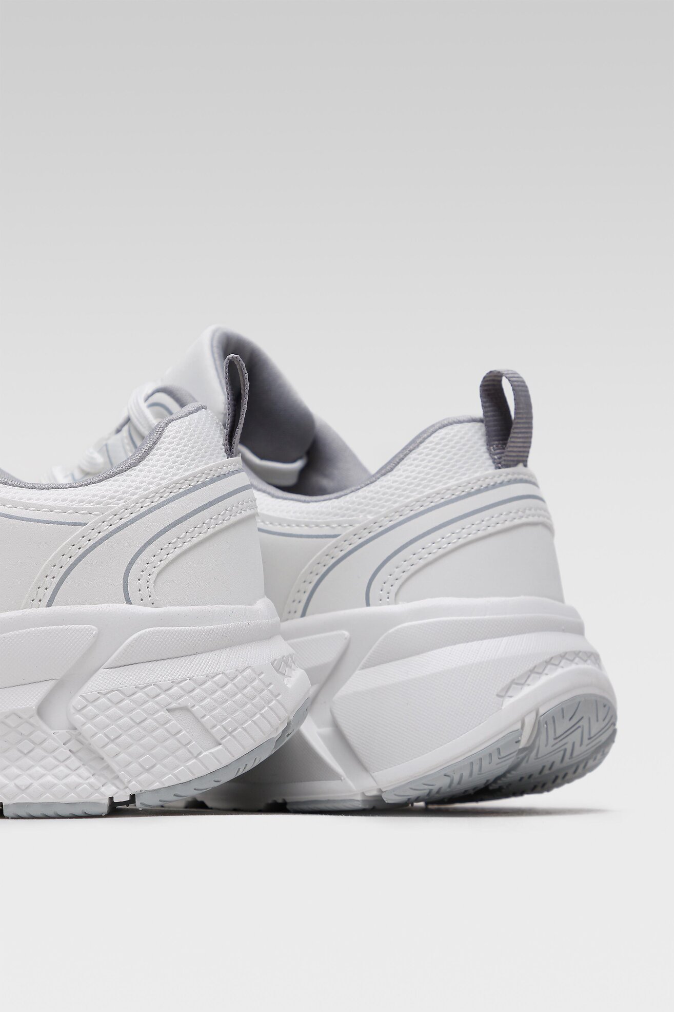 Obuwie sportowe Sprandi MP07-01539-01 Biały