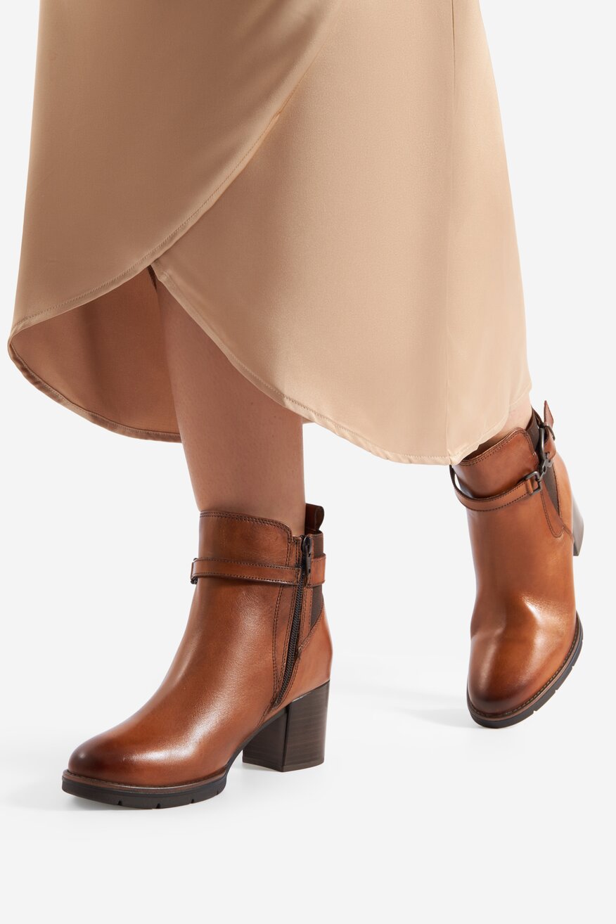 
                Bokacsizma Lasocki CAMEL - 5903419293184