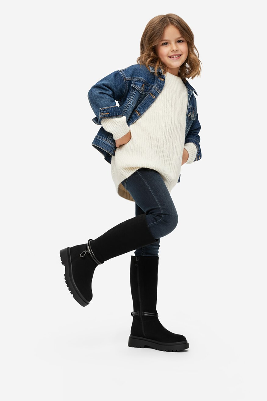 
                Ботуши DeeZee ЧЕРЕН - 5906751331385