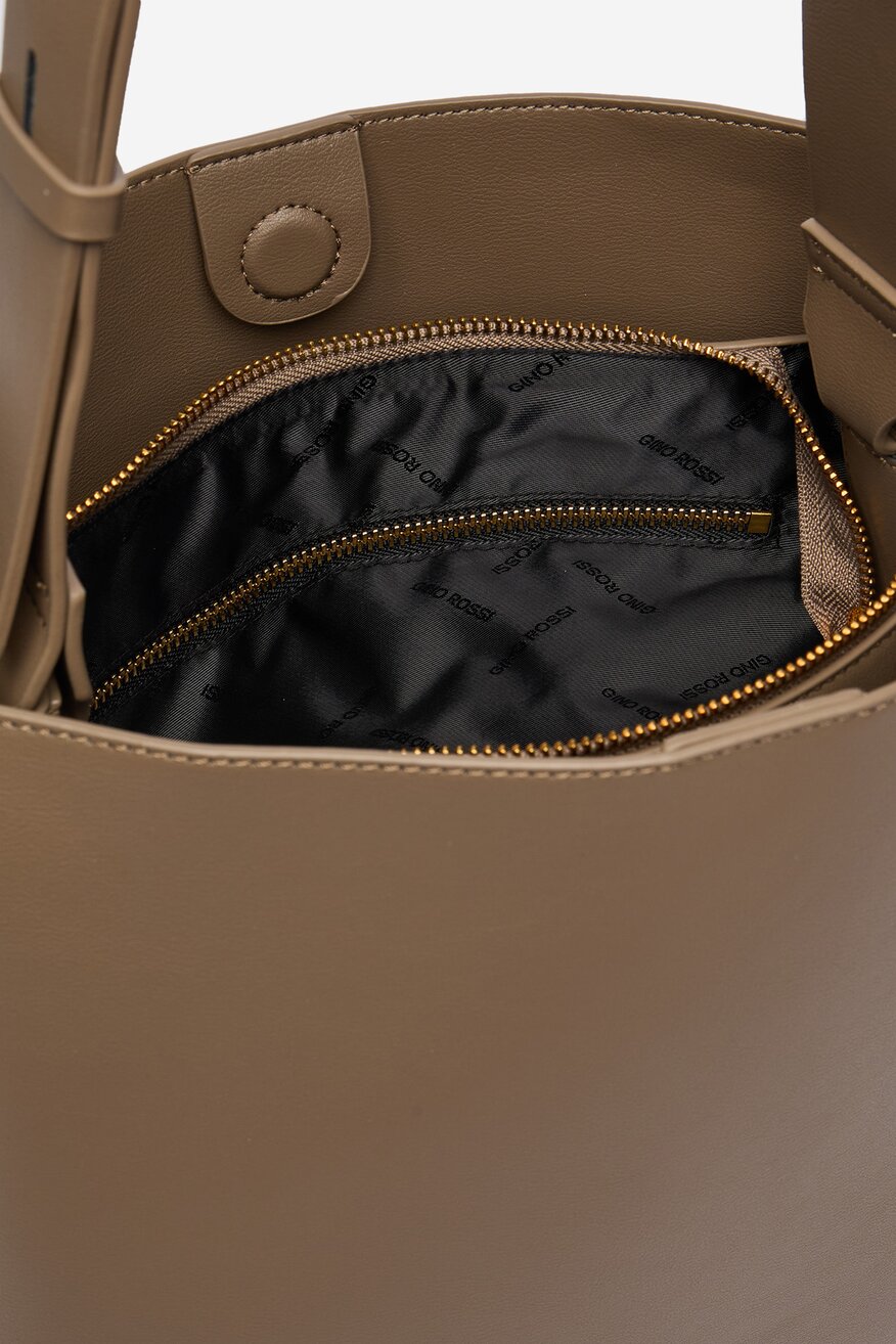 
                Дамска чанта Gino Rossi ТЪМНОБЕЖОВ - 5906751623534