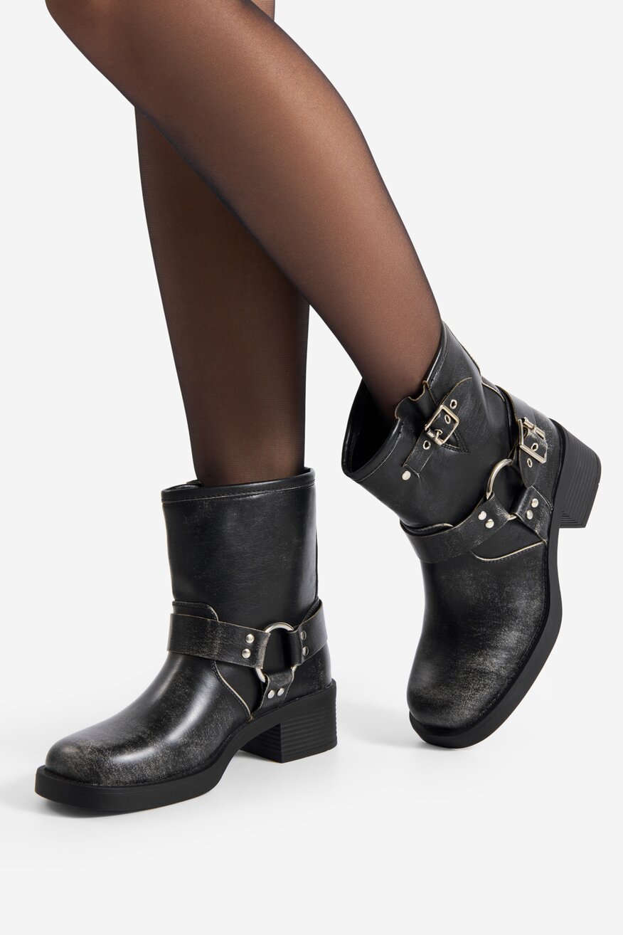 
                Jenny Fairy - Botki na słupku - 5905588929727