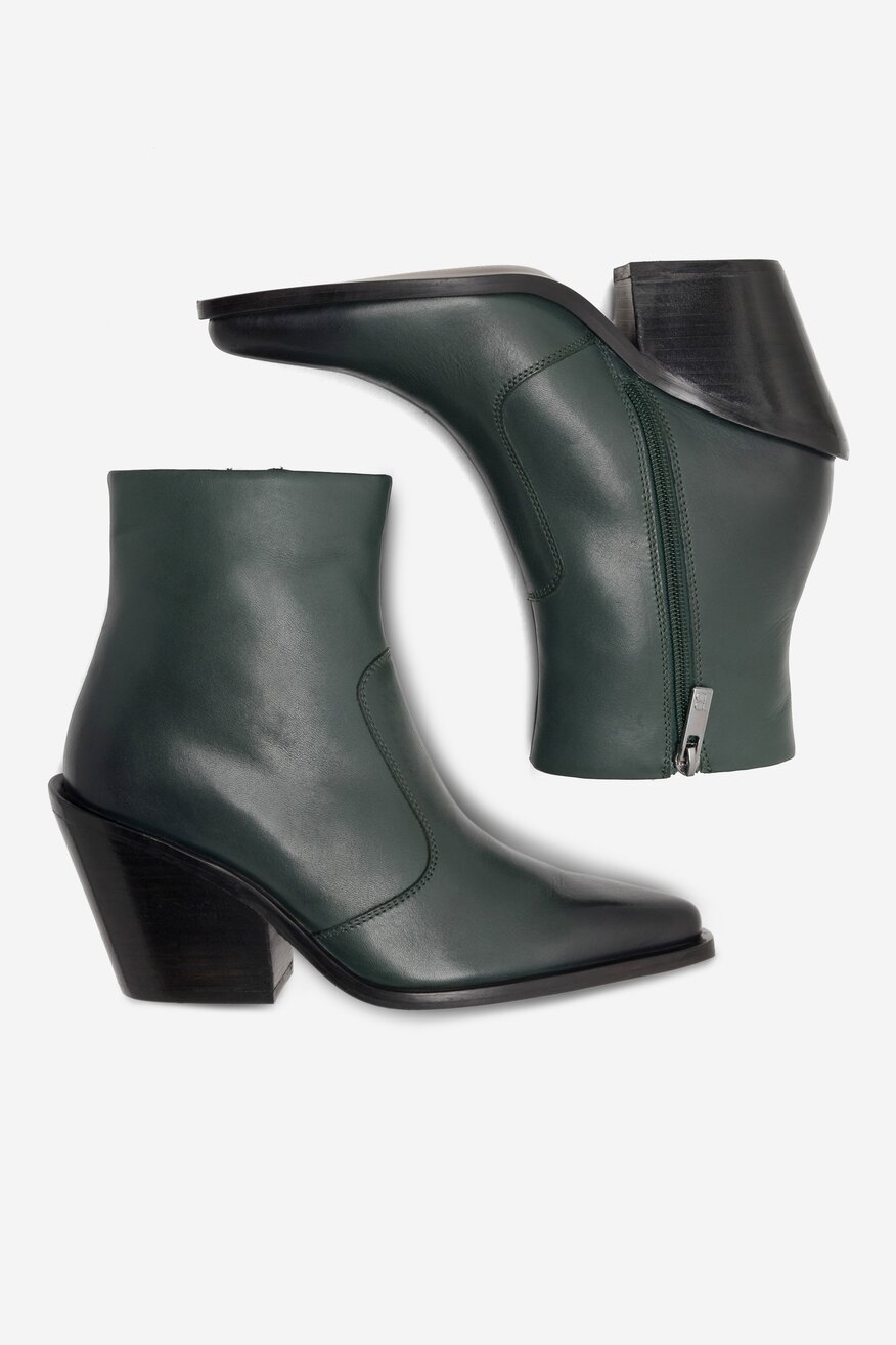 
                Badura - Skórzane botki - 5905588003335