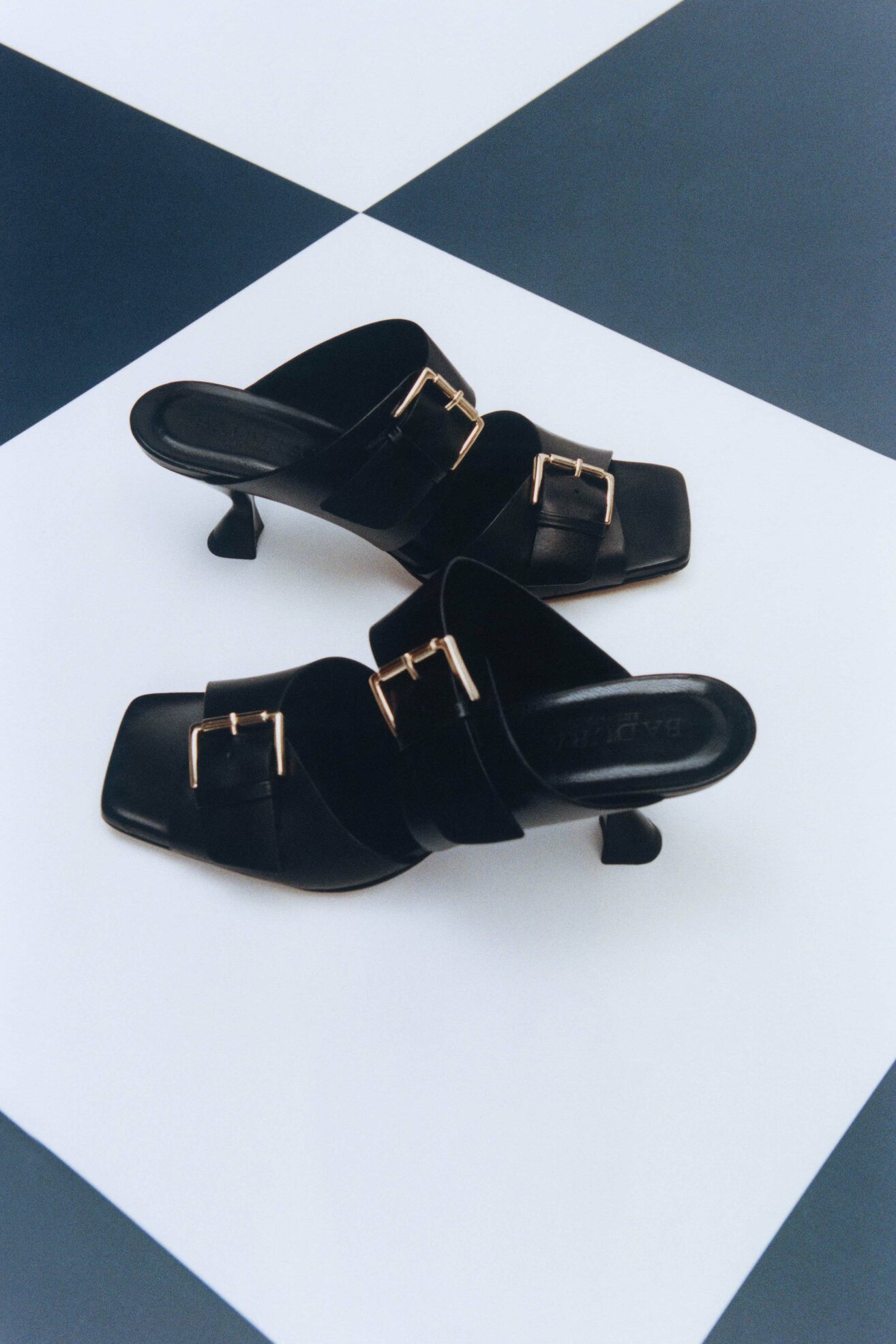 Klapki Badura 22902 Czarny