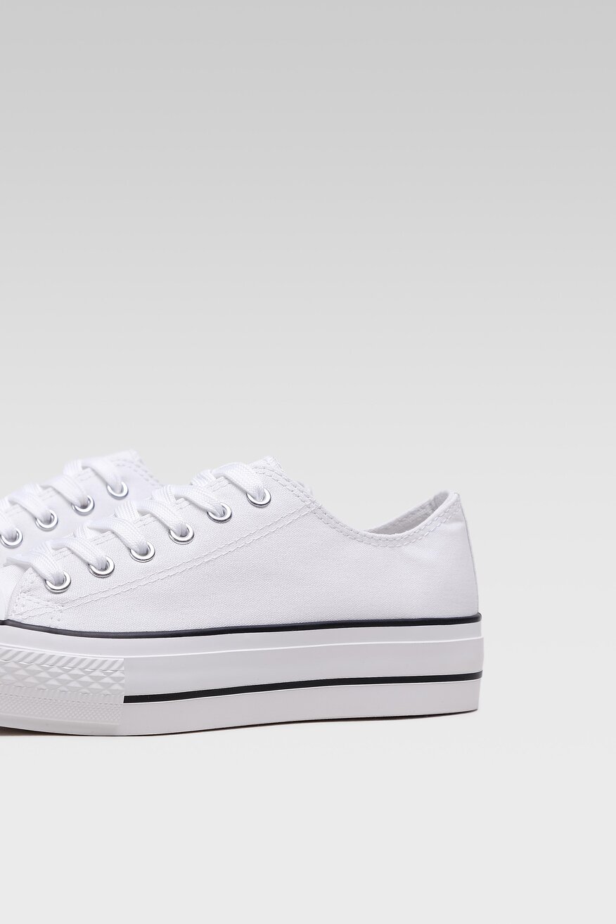 
                Jenny Fairy - Trampki pastelowe białe - 5904248250096