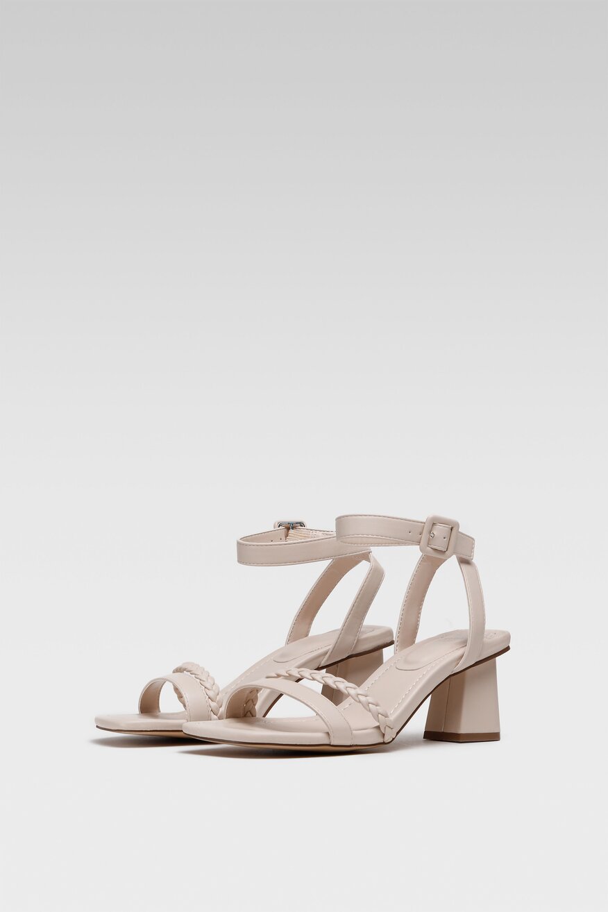 
                Jenny Fairy - Sandały beżowe ze sprzączką - 5904248757960