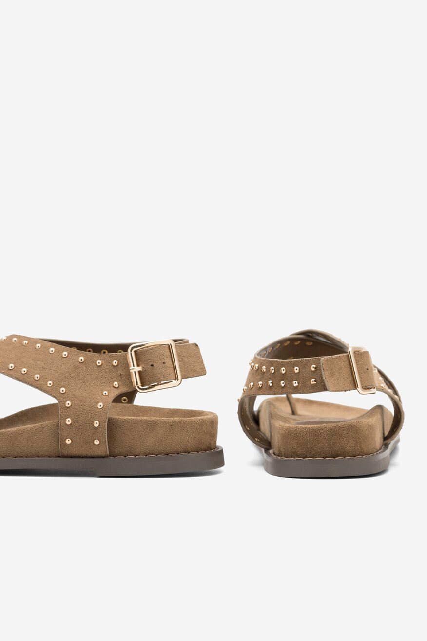 
                Сандалі DeeZee КОРИЧНЕВИЙ - 5904862863856