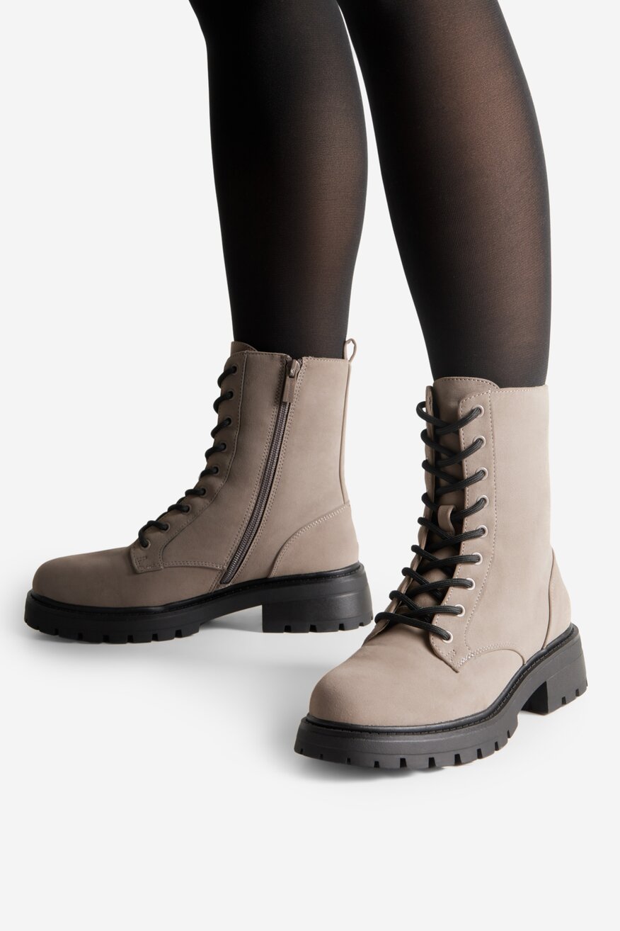 
                Боти Jenny Fairy СИВ - 5905588657002