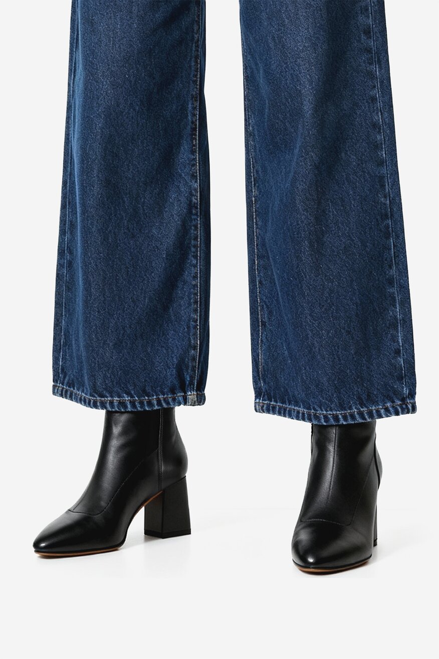 
                        Botki NINE WEST CEO-ASALA-01 Czarny - 5906751357644