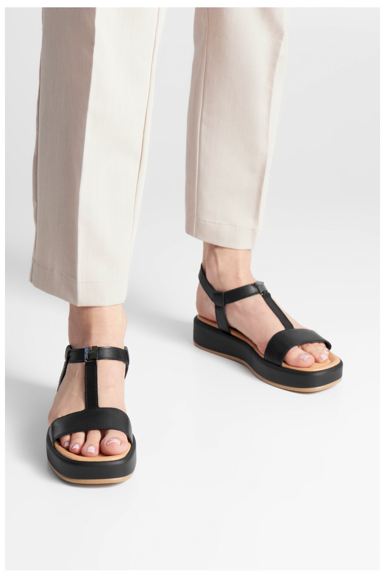 Сандали Lasocki ARC-3032-23 ЧЕРЕН