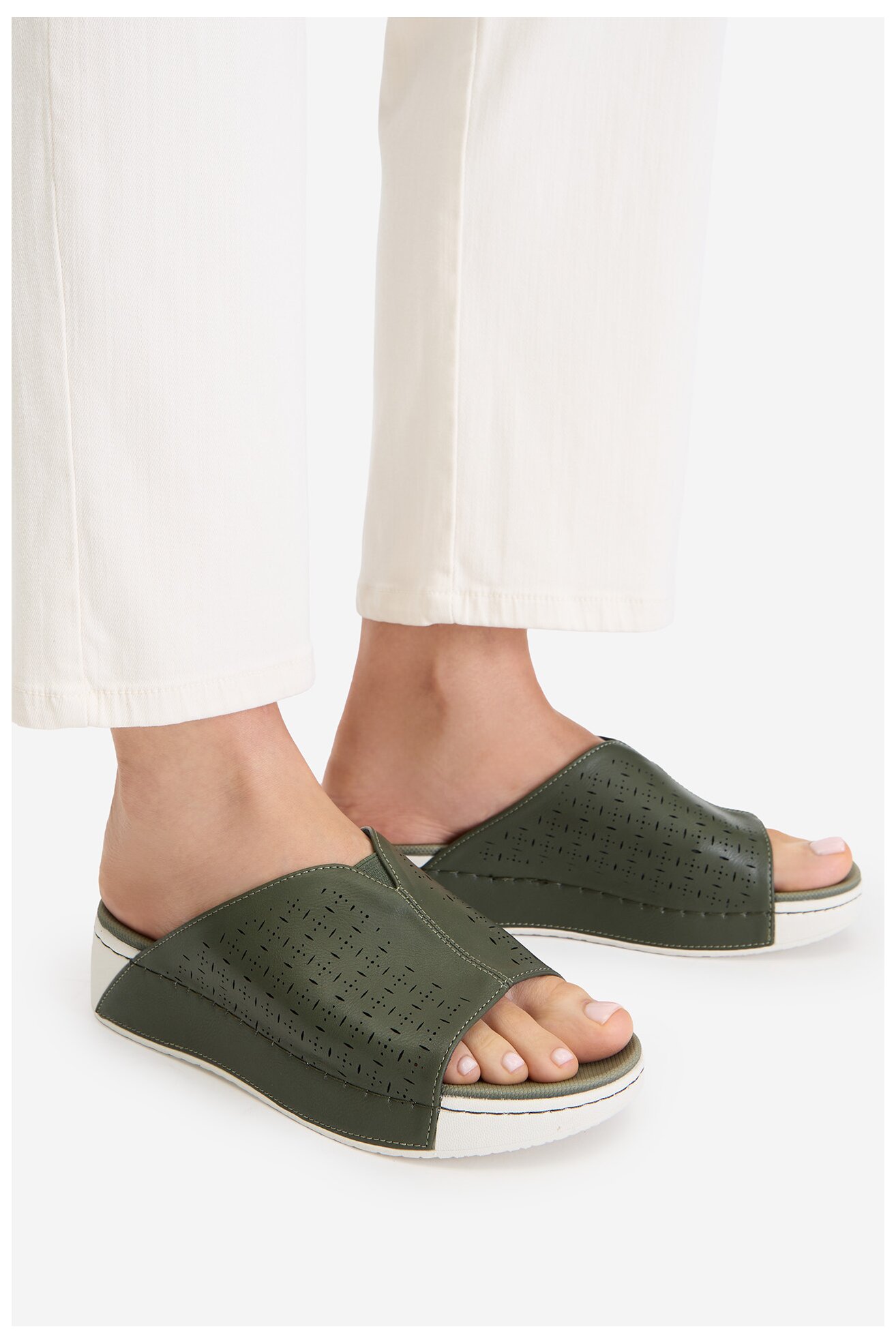 Шльопанець Go Soft CEO-R26SS02248 ЗЕЛЕНИЙ