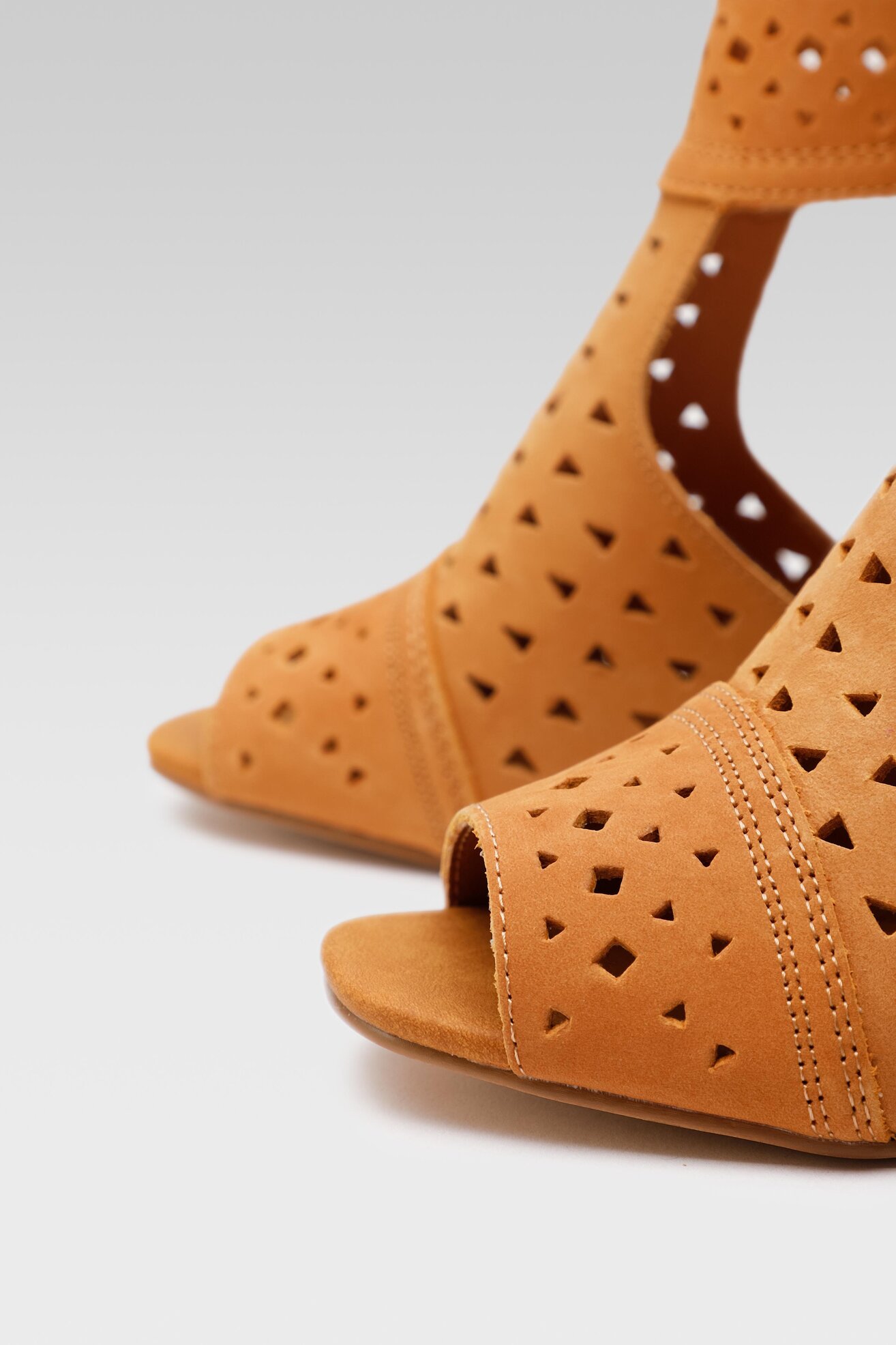 Sandały Lasocki WYL3119-4Z Camel