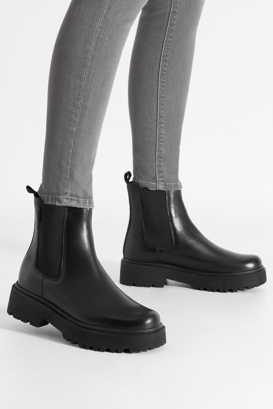 
                Ghete Lasocki NEGRU - 5904862925172