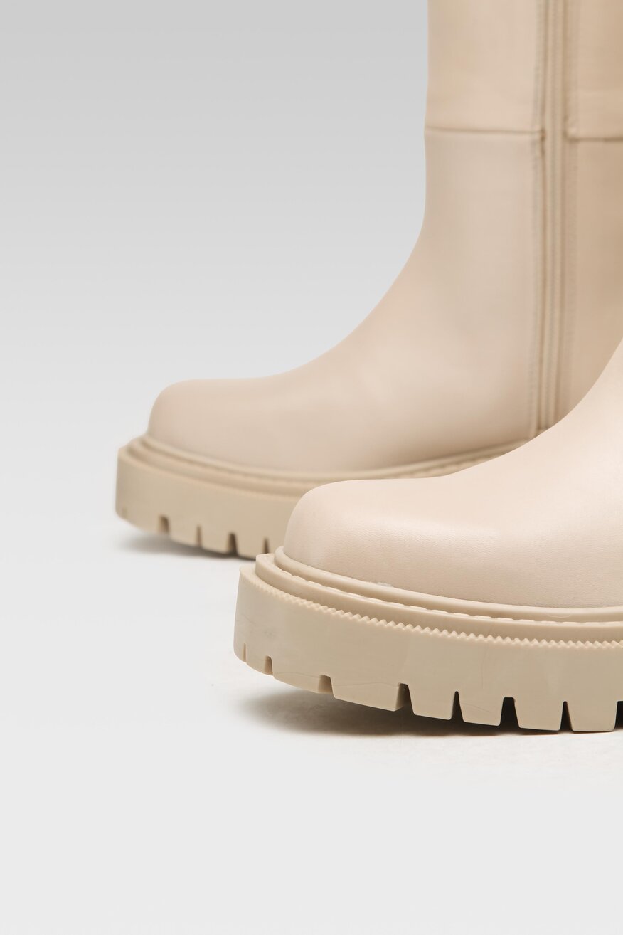 
                SIMPLE - Kozaki beżowe - 2230032350288