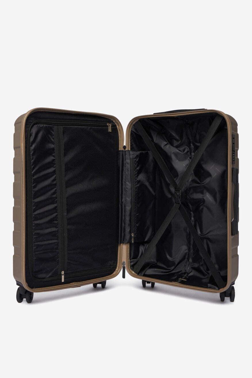 
                        Куфар Gino Rossi CEO-GIN-M-002-05-GOLD2 ЗЛАТИСТ - 5906751614570