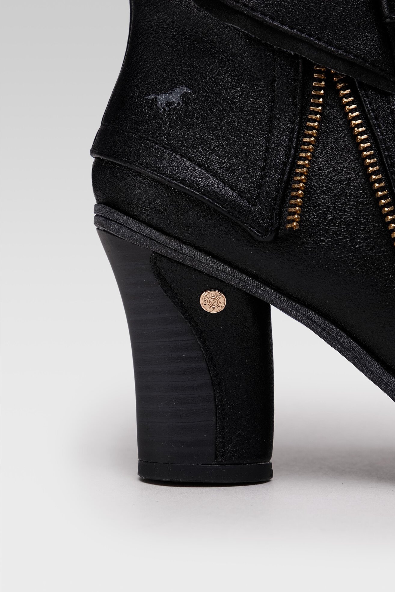 Kozaki Mustang 1141-606-9 Czarny