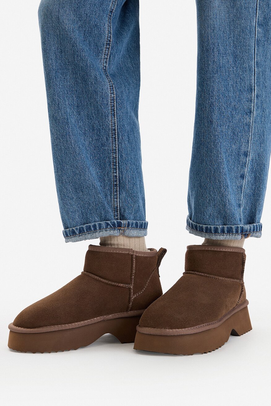 
                Боти Badura СВЕТЛОКАФЯВ - 5906751452981