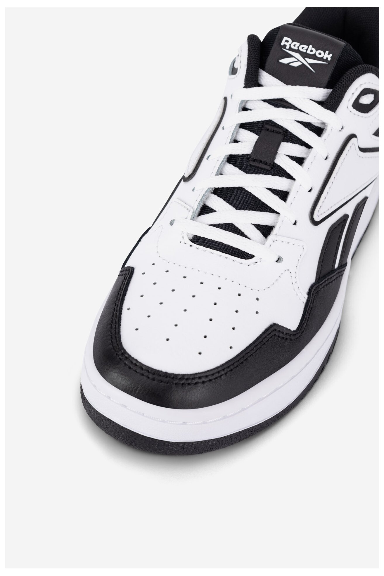 Спортни обувки Reebok ATR CHILL 100201933 БЯЛ