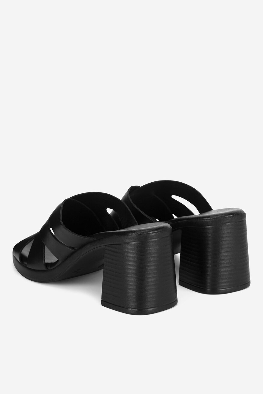 
                Шльопанець Lasocki ЧОРНИЙ - 5905588689379