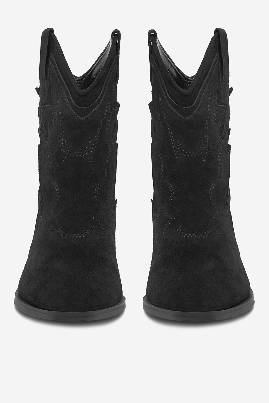 
                Боти DeeZee ЧЕРЕН - 5904410839203