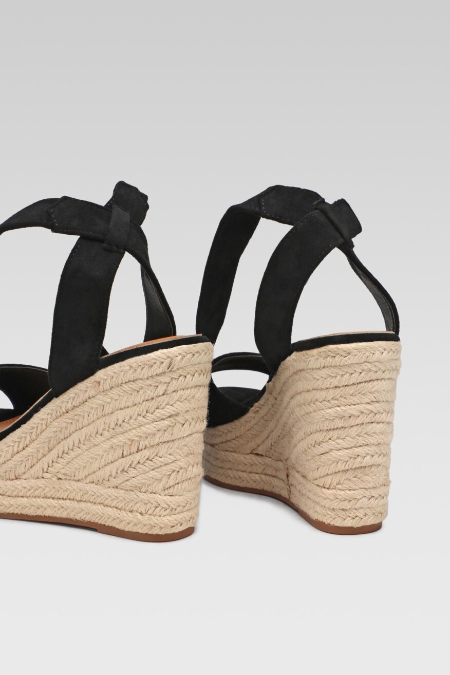 
                DeeZee - Sandały na koturnie z platformą boho - 5903698687599