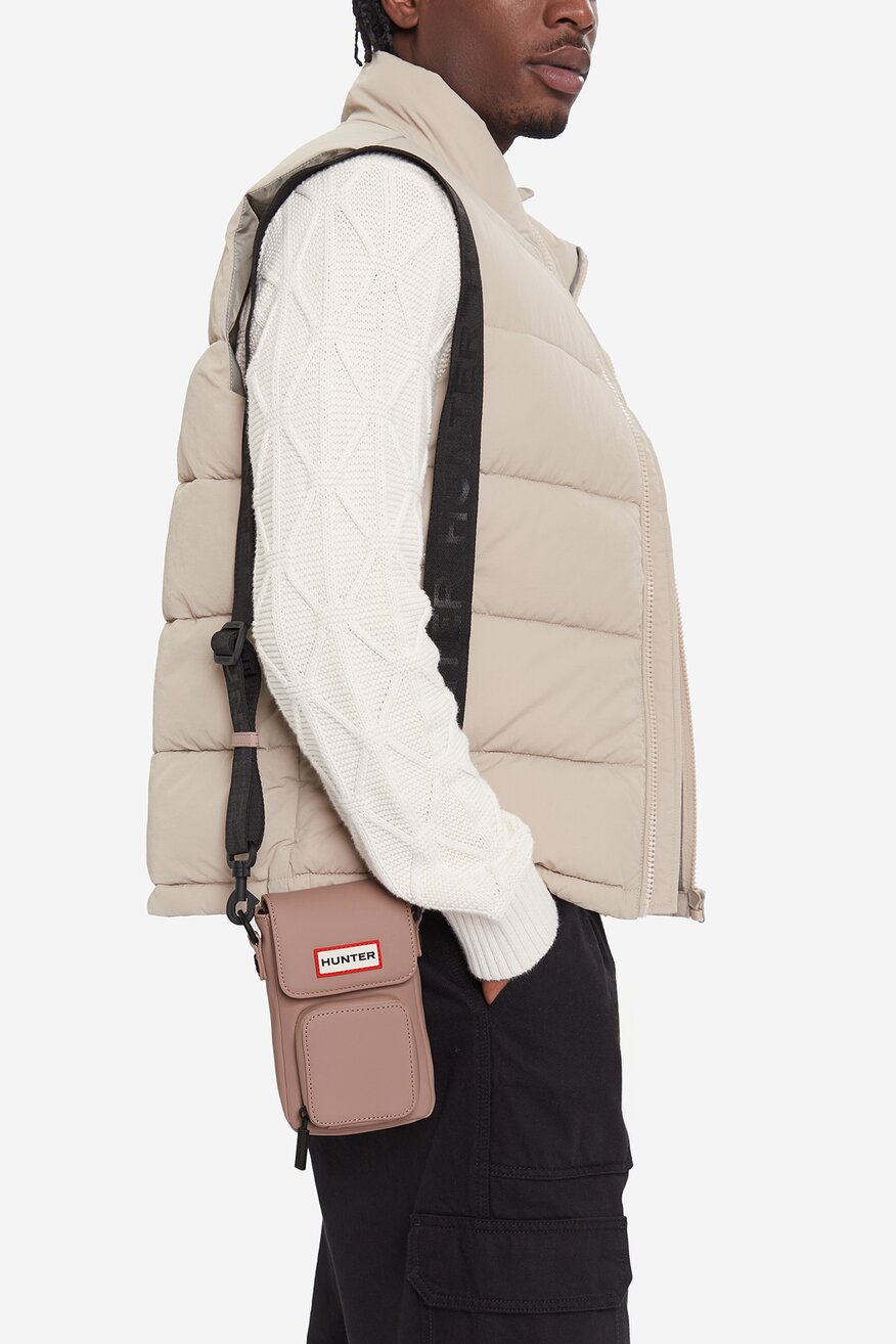 
                Дамска чанта HUNTER РОЗОВ - 5906751510919