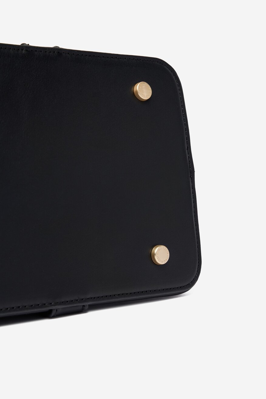 
                Сумка З Ремінцем Gino Rossi ЧОРНИЙ - 5906751623985