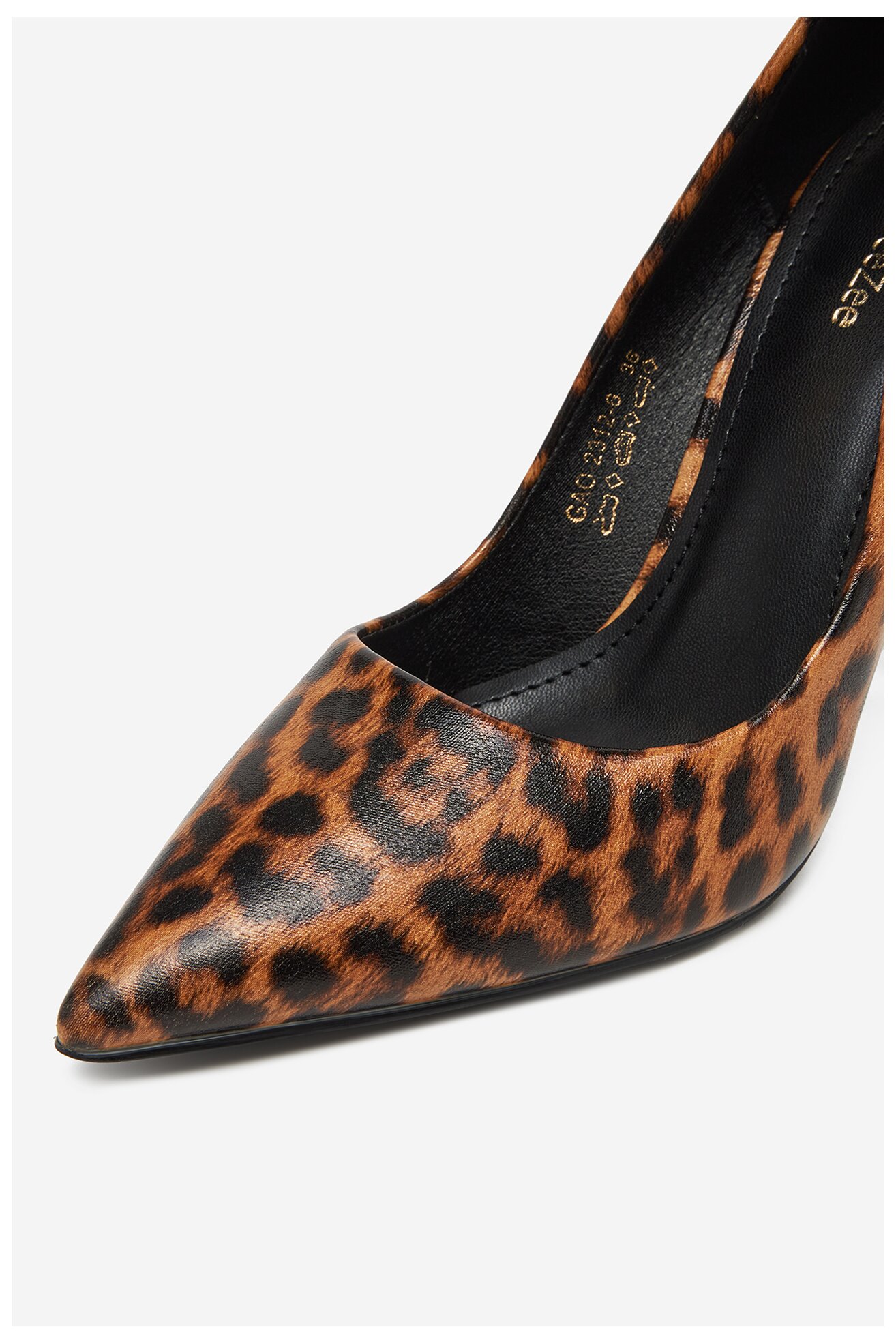 Pantofi cu toc DeeZee GAO-2312-6 MARO