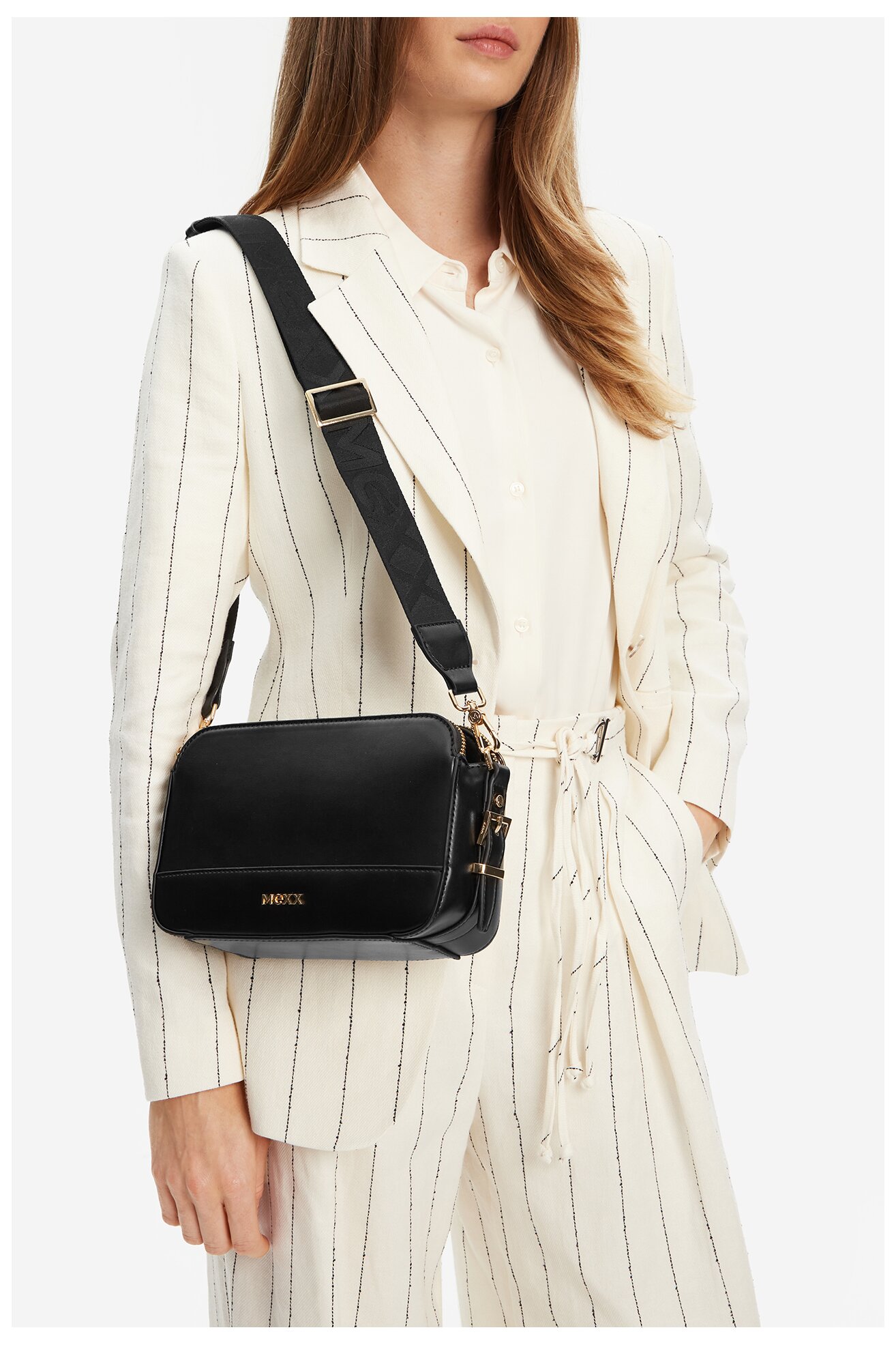 Kézitáska Mexx CEO-MEXX-S-001-08 FEKETE