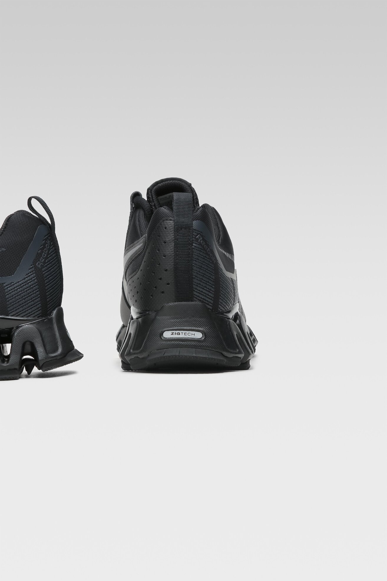 Sneakers Reebok ZIGWILD TR 6 FX1433 Czarny