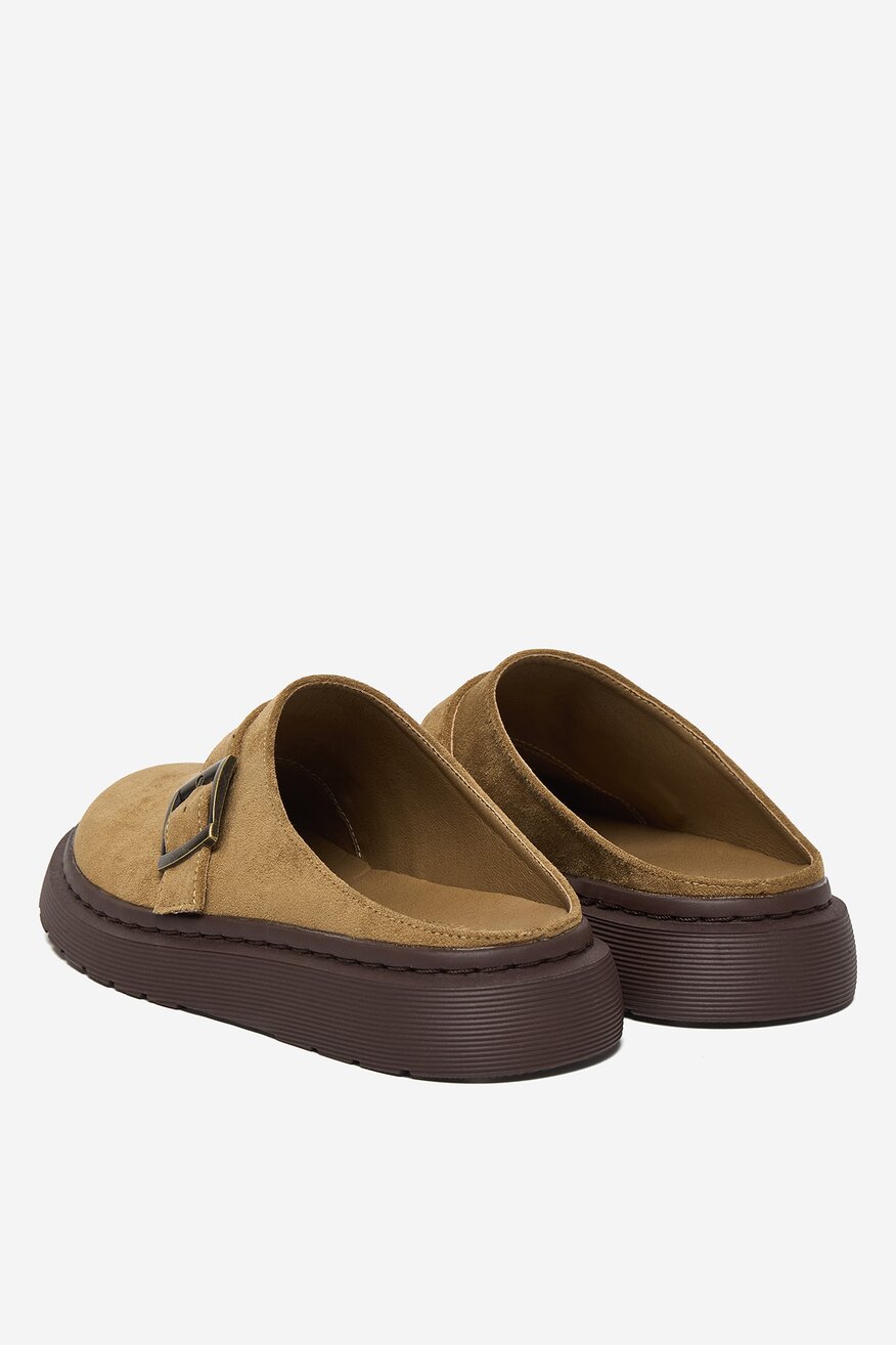 
                Шльопанець DeeZee БЕЖЕВИЙ - 5906751967164