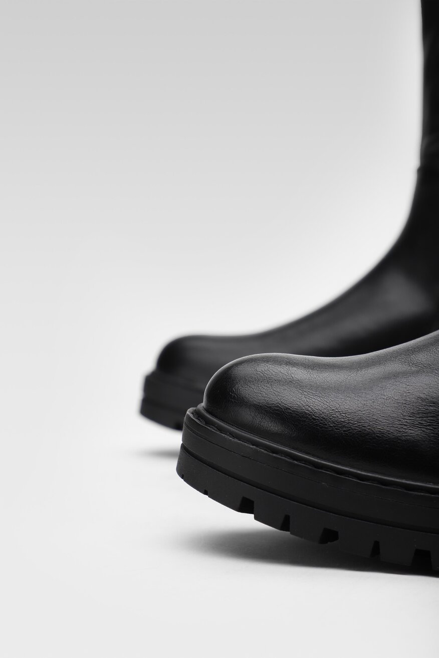 
                DeeZee - Kozaki z aplikacją czarne - 5904248043360