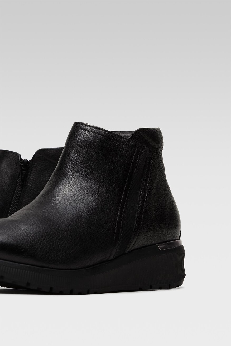 Go Soft - Skórzane botki czarne - 5904862162201